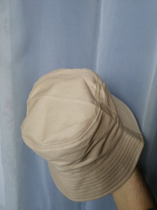 Chapéu bucket beje ajustável