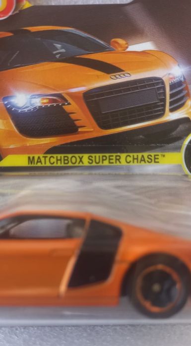 SC (super chase) Audi R8 matchbox