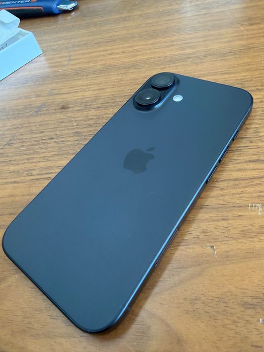 iPhone 16 128 gb preto