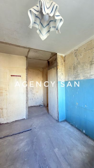 Продаж 3-х квартири пр. М. Лушпи ТЦ Атріум