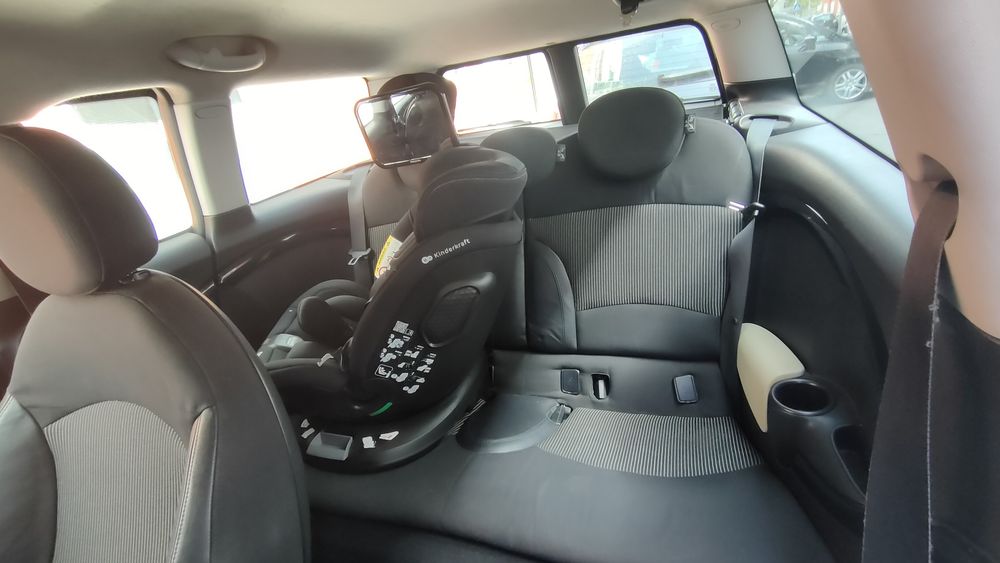 MiMINI Cooper D Clubman 1.6 Diesel  British Racing Green