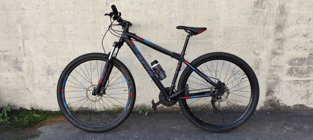 Bicicleta Berg Trail Rock XC9