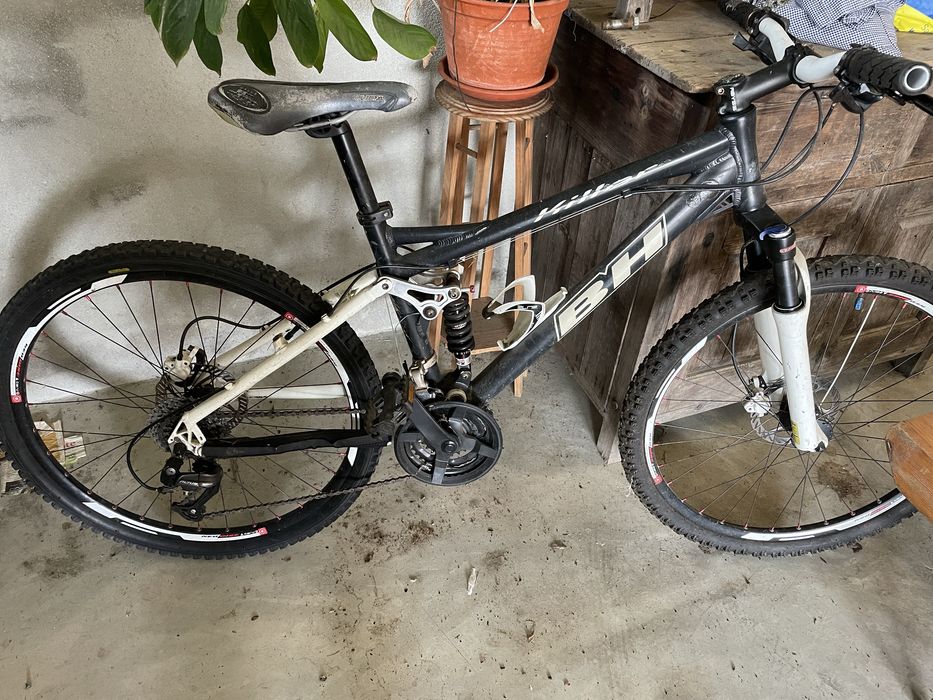 Bicicleta montanha. BH