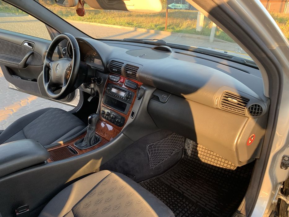 Mercedes-Benz C-Class 2002 VIN WDB2032041F369177 фото оголошення 6 з 12