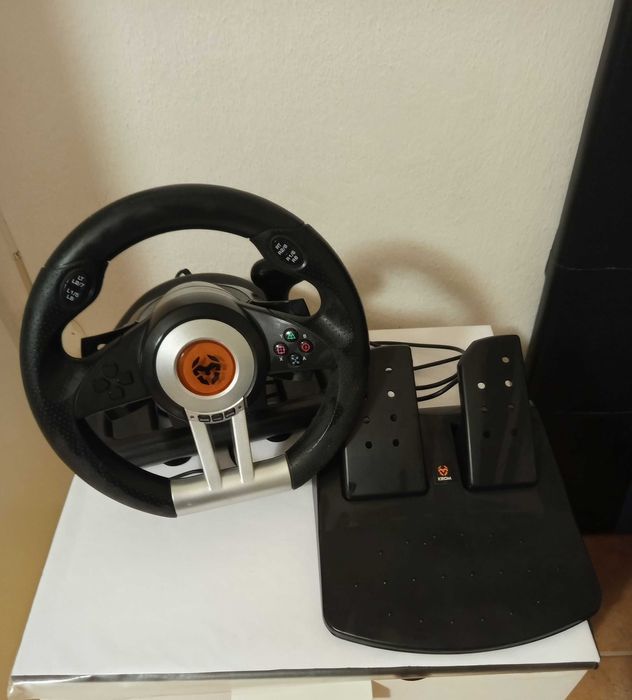 Ps4 Slim com jogos e assessórios