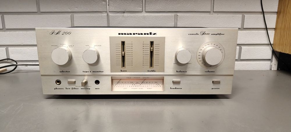 Wzmacniacz MARANTZ PM-200. HiFi STEREO
