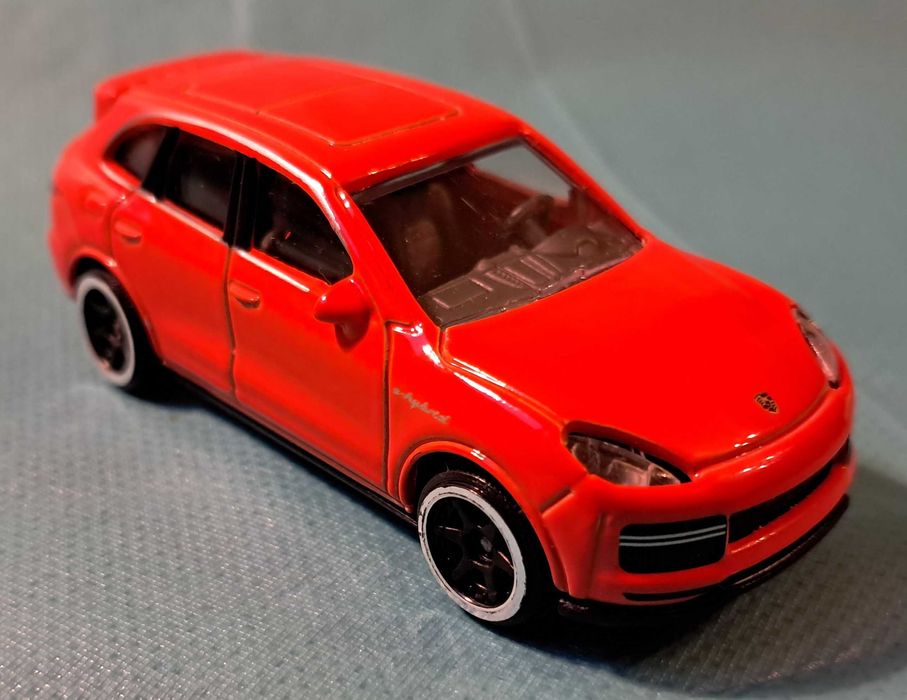 Autko, resorak Majorette Porsche Cayene Turbo