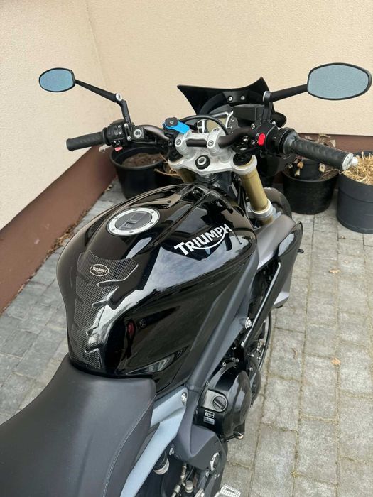 Sprzedam TRIUMPH STREET TRIPLE 675   Rok : 2014