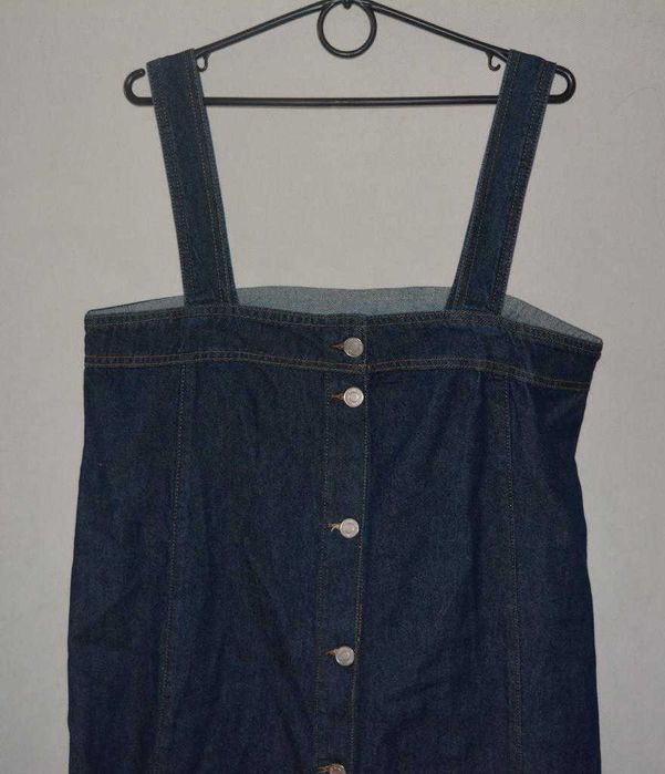 Prosta luźna sukienka jeansowa na szelkach Envii L