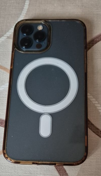 Телефон IPhone 12 Pro