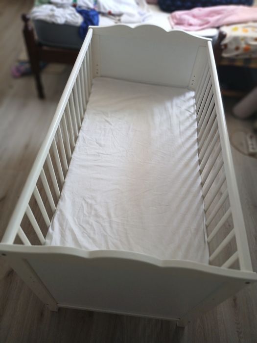 Cama para bebe ..