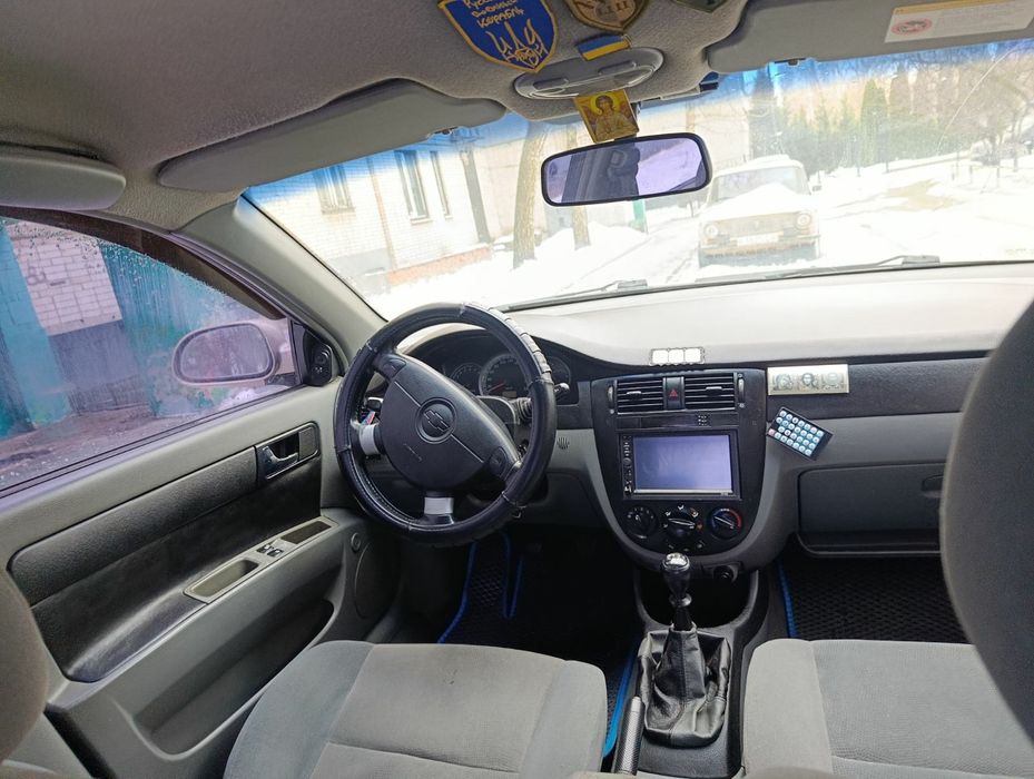 Шевроле  Лачети 1.8