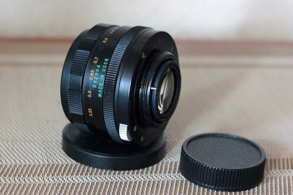 Объектив Helios-44M