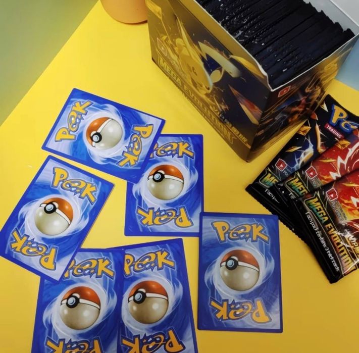 Карточки Pokémon , упаковка 30 пачок запечатаний