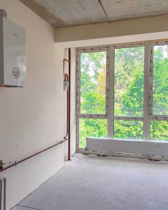 Квартира з балконом  під забудову!42м2 + підземний паркінг.