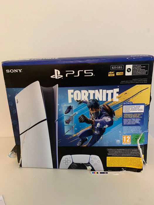 Tv e PlayStation 5 a venda por 700€ com fatura