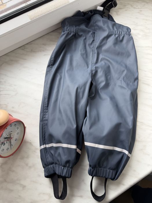 Zara гумовий водостійкий комбінезон