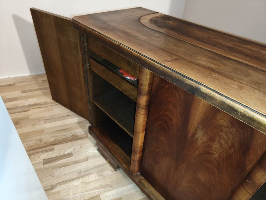 Sprzedam komodę do renowacji.