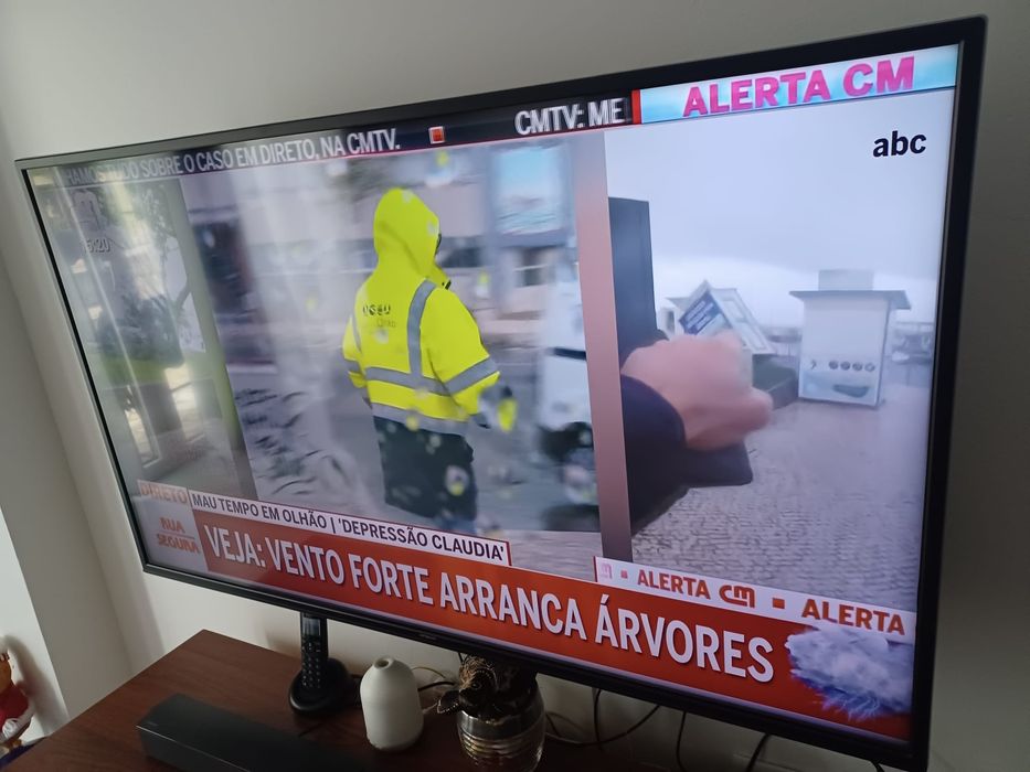 Tv Hitachi bom estado