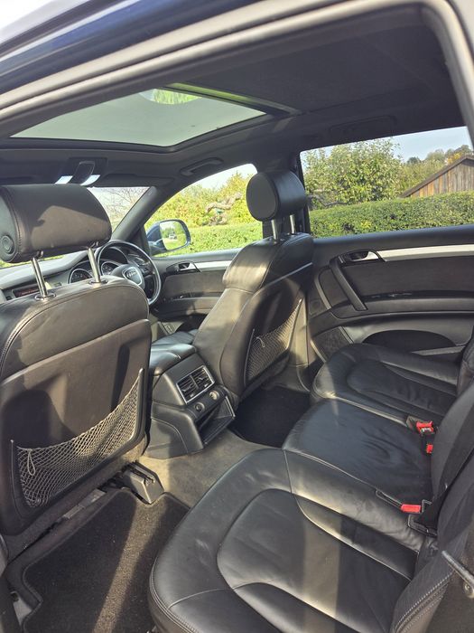 Audi Q7 s-line 3.0 TDI quattro Anglik 7 osobowy  v5c