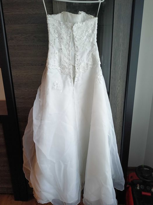 Suknia ślubna - rozmiar 36 / 38 + welon oraz bolerko