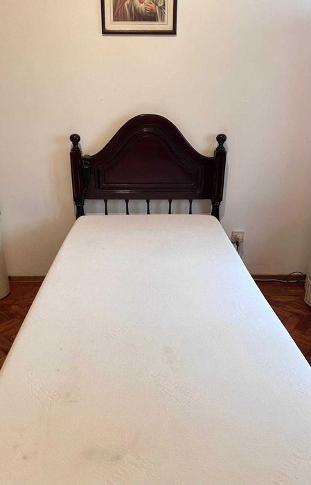 Cama articulada usada