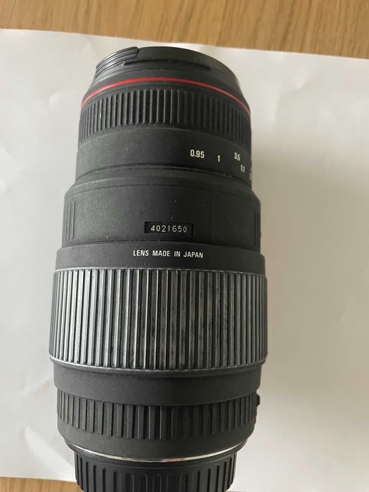 Lente para câmara fotográfica Canon 70-300mm. 1:4-5.6 APO DG