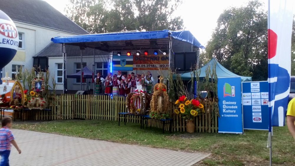 scena estrada mobilna 9x6 8x6 6x4,5 nagłośnienie, eventy  dożynki itd