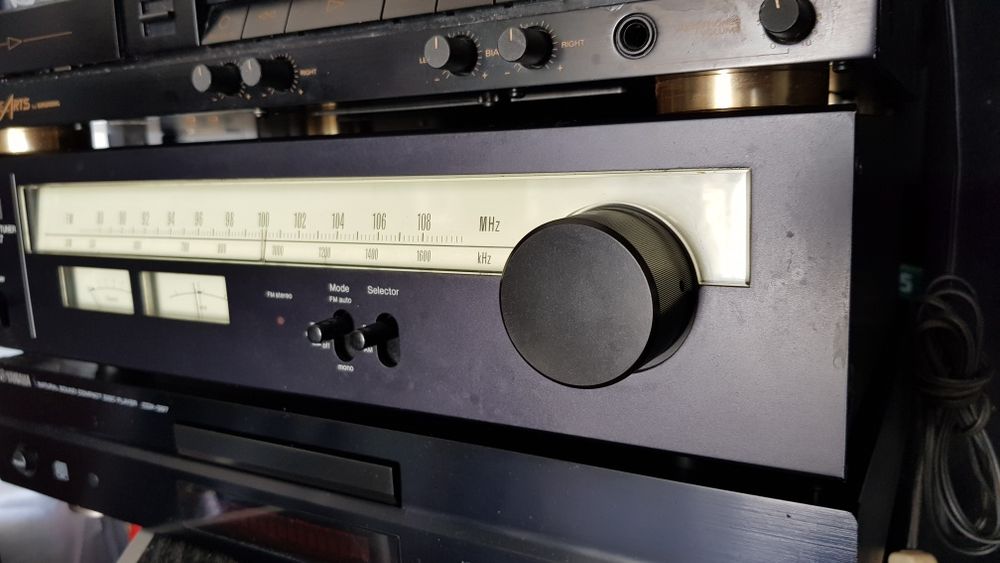 Sansui Tuner TU-217