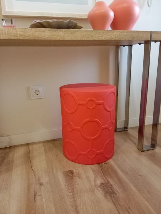 Tamborete decorativo