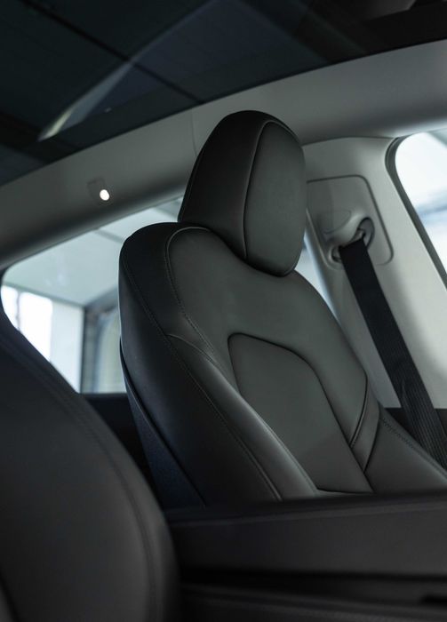 Tesla Y Range AWD cesja