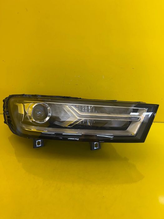 lampa prawa przednia audi q7 bi-xenon led 4m0941006