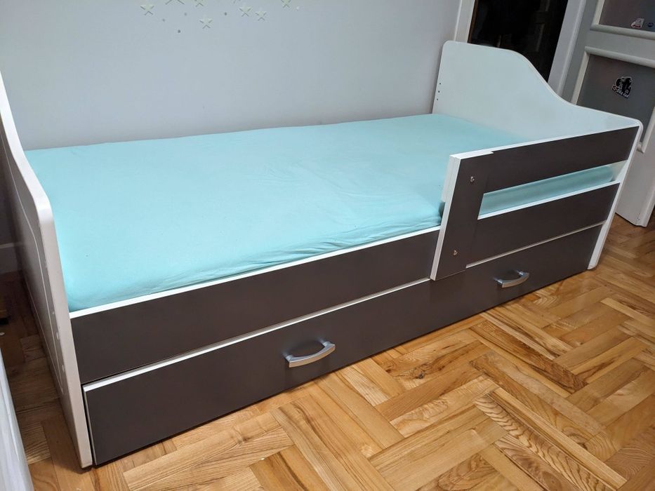 Łóżeczko 180*60 z szufladą