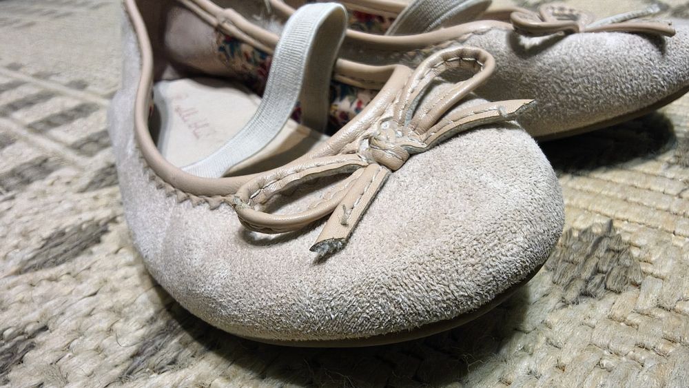 Beżowe baleriny z kokardką Nelli blu rozm. 28