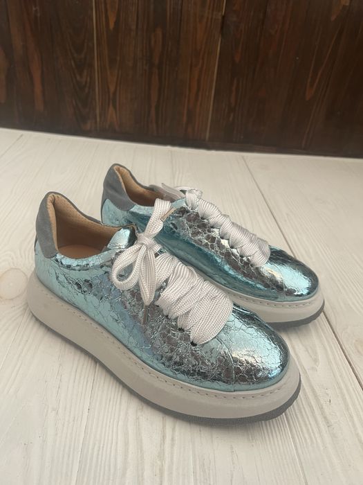 Кросівки жіночі Італія Laura Bellariva 37