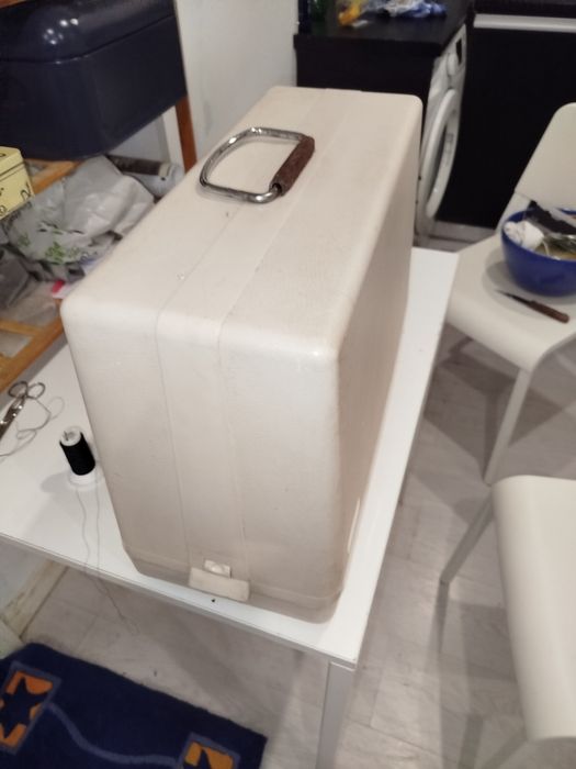 Mala de máquina de costura