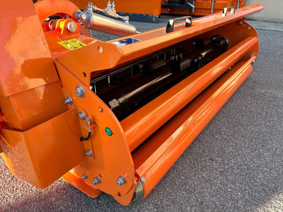 Roçadora Lateral Super Pesada 2m DRAGON-200 - 780kg p/trator 90-130cv