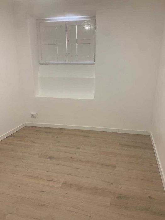 Apartamento + Loja Venda Almada