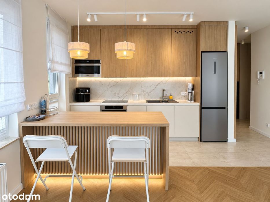 3-Pokojowe Mieszkanie | 60 M² | 2 Balkony | Klima | 2 Miejsca W Garażu