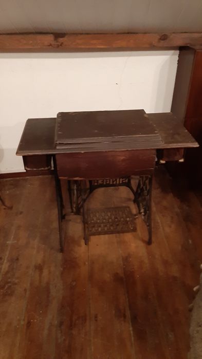 Maquina de costura antiga Singer