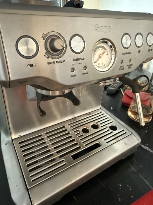 Máquina Café Sage Barista Express