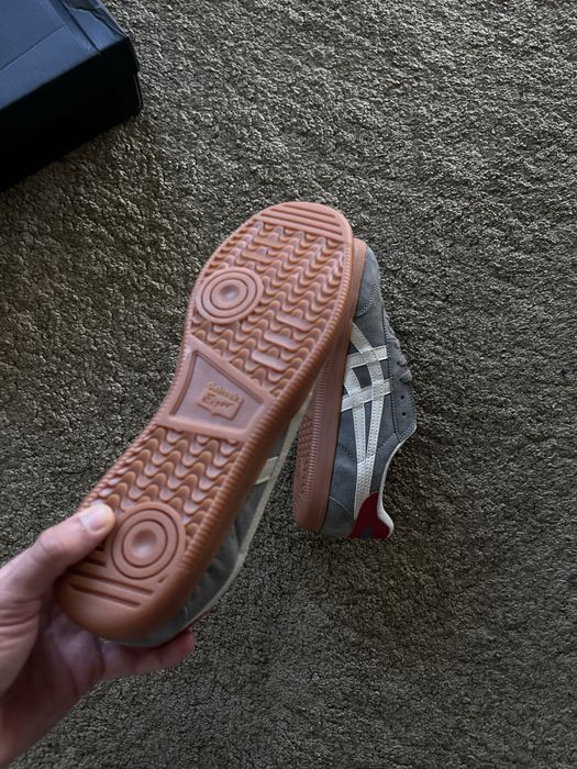 Onitsuka Tiger Tokuten Grey / Red