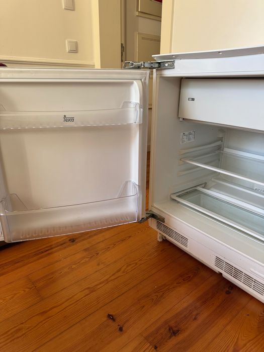 Frigorífico de Encastrar Teka (Under-counter) – Excelente Estado