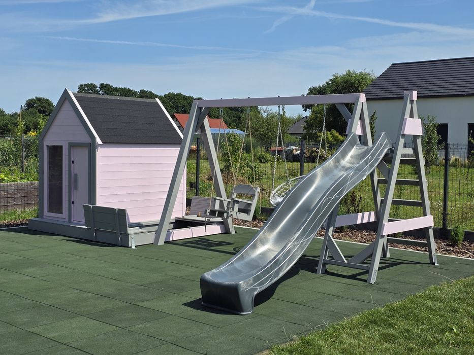 Plac zabaw Stodoła z piaskownicą i ślizgiem
