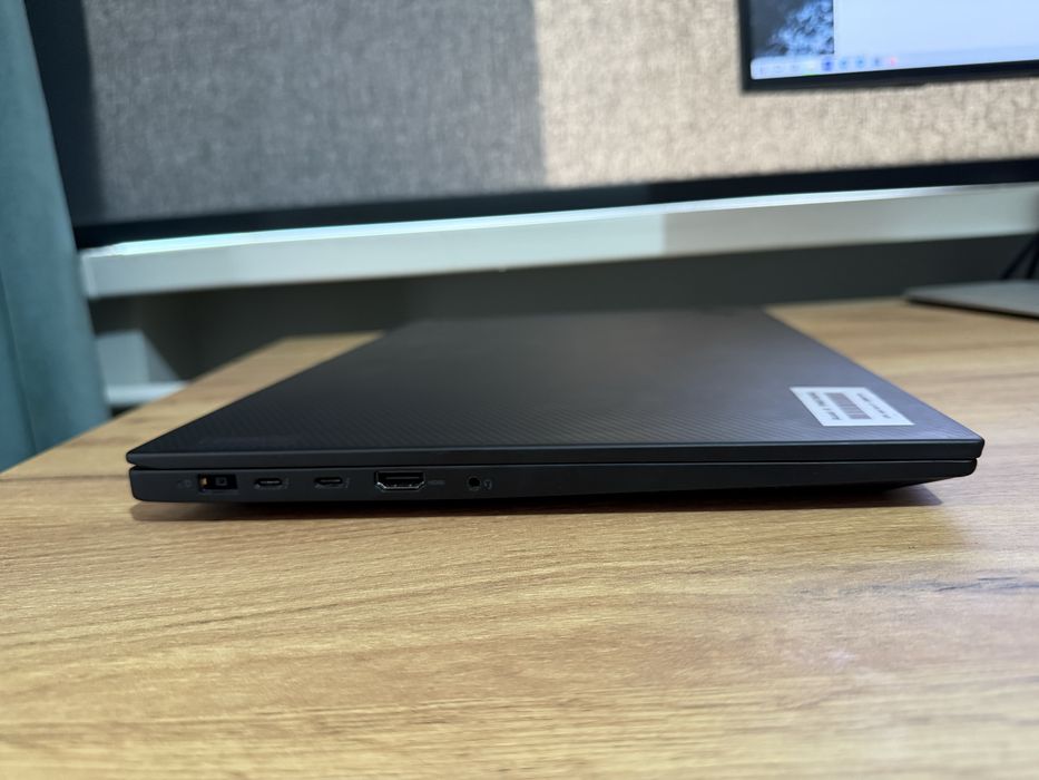 Lenovo ThinkPad P1 Gen 5 | 16" 4K Touch | Adobe RGB 100% | i7-12800H | 64GB RAM | 1TB SSD | RTX A1000