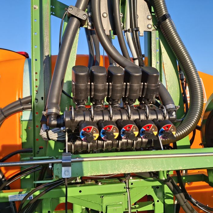 Opryskiwacz Amazone UF 901 15m Arag Hydraulika stan BDB !!!