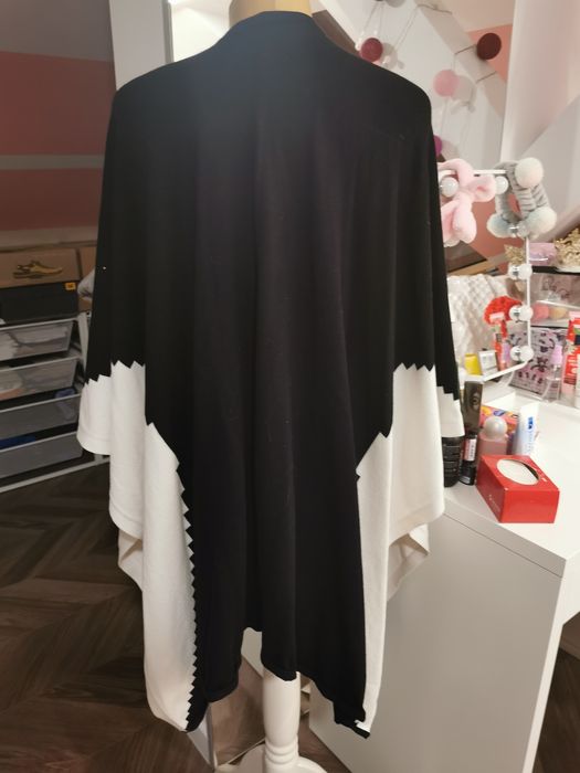 Ponczo narzutka rozmiar uniwersalny