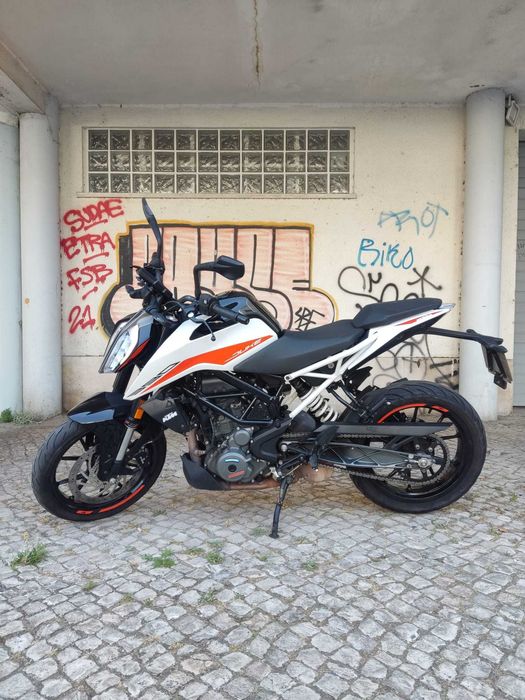 KTM Duke 390 2022 Original Único Dono  Como Nova
