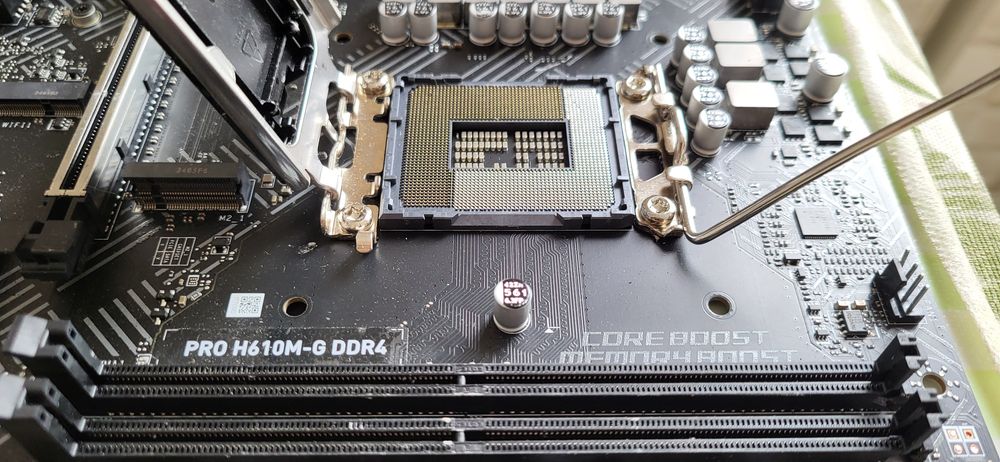 Материнська плата MSI Pro H610M-G DDR4 (s1700, Intel H610, PCI-Ex16)