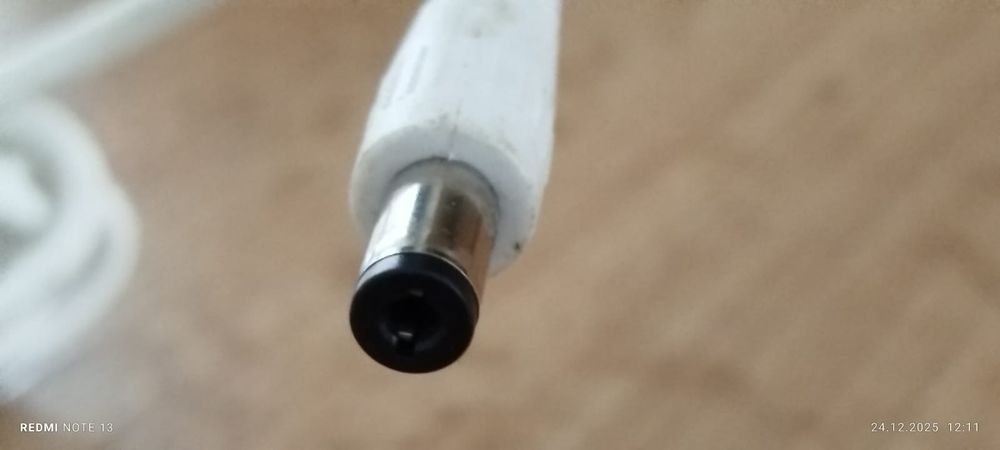 Zasilacz 12v sprawny